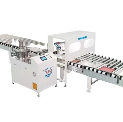 Reinraum Edelstahl Türen Klebmaschine Produktionslinie 550KG für LED-Leuchten