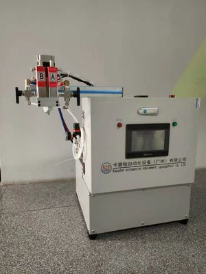 Kleinmaschine für die CNC-Disponierung von Epoxidharz und Verhärterharz
