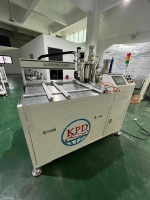 Maschine zur Verteilung von Epoxidharz für Split-Core-Stromtransformatoren mit PU-Klebertyp 2C