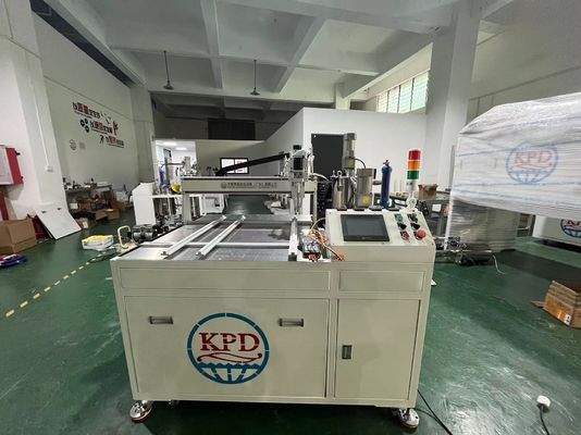 Zustand Elektrische Mischmaschine aus zwei flüssigen Epoxidharzen für die Abgabe von AB
